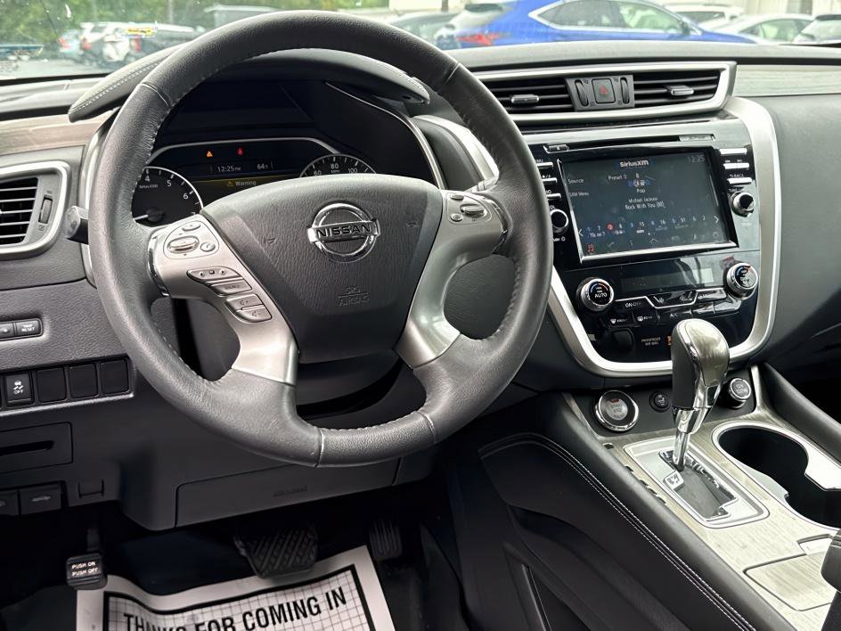 2017 Nissan Murano SV photo 10
