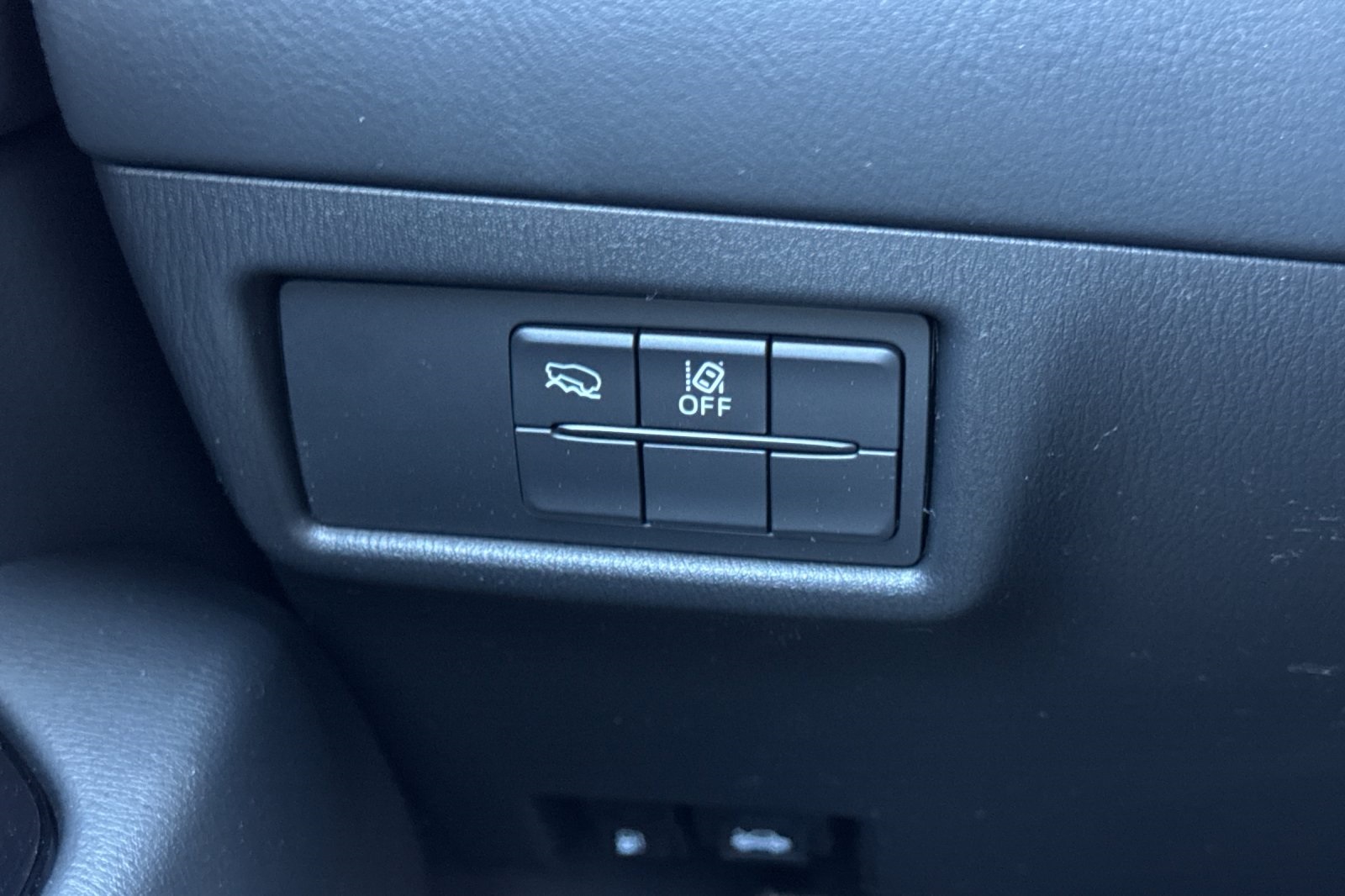2025 Mazda CX-5 2.5 Select photo 28