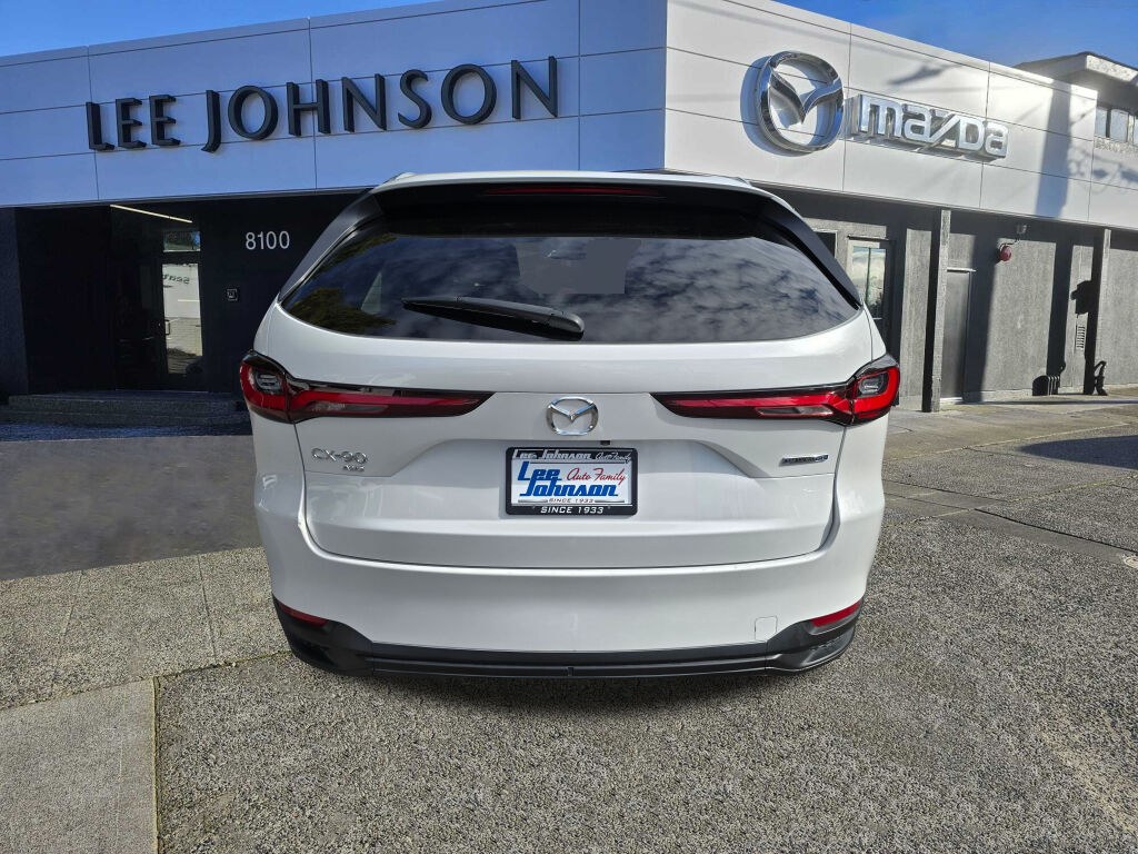 2024 Mazda CX-90 Plug-in Hybrid Preferred photo 4