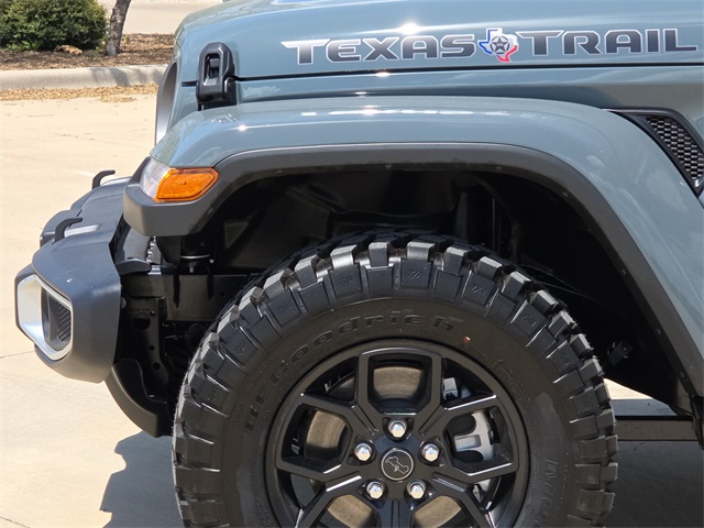 2025 Jeep Gladiator Sport photo 5