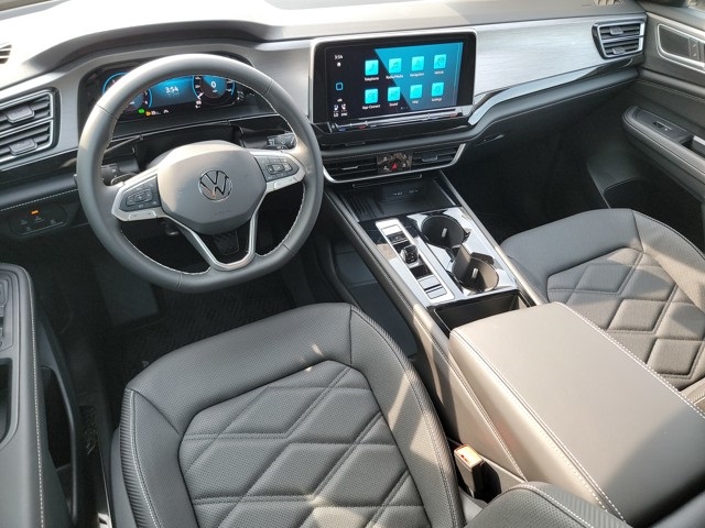 2026 Volkswagen Atlas Cross Sport SE Technology photo 30