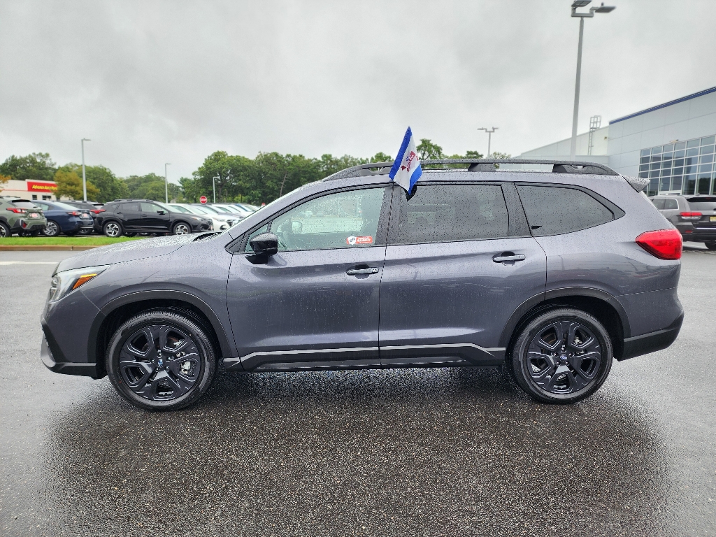2025 Subaru Ascent Onyx Edition Touring photo 14