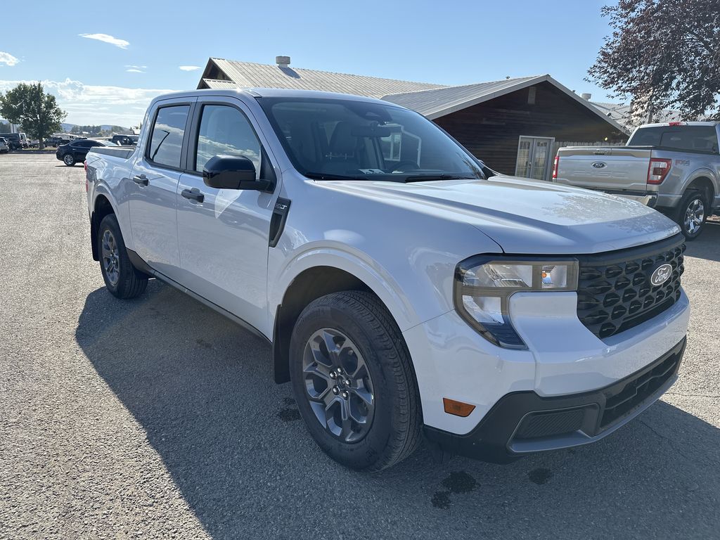 2025 Ford Maverick XLT's photo