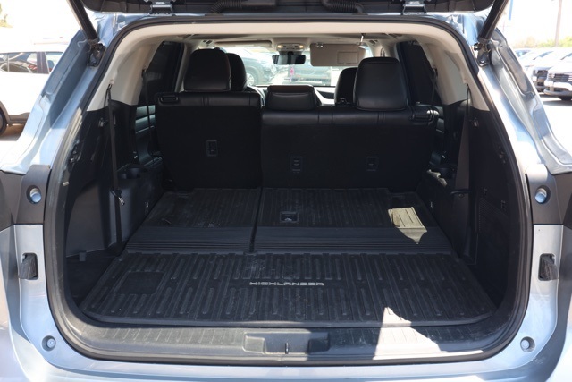 2022 Toyota Highlander XLE photo 13