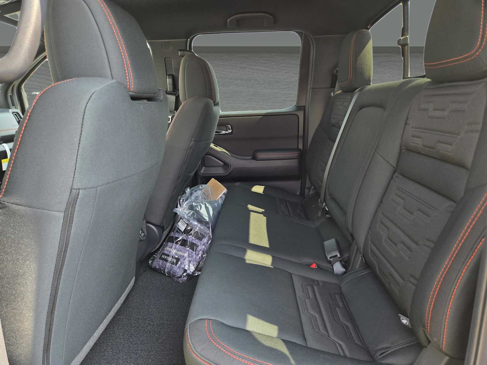 2025 Nissan Frontier Crew Cab PRO-4X photo 13