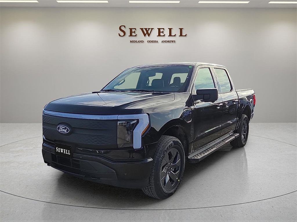 2025 Ford F-150 Lightning Flash's photo
