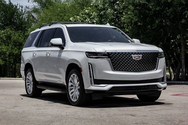 2022 Cadillac Escalade Luxury photo 7