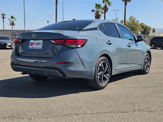2025 Nissan Sentra SV photo 3