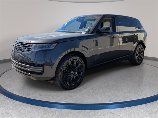 2025 Land Rover Range Rover SE's photo