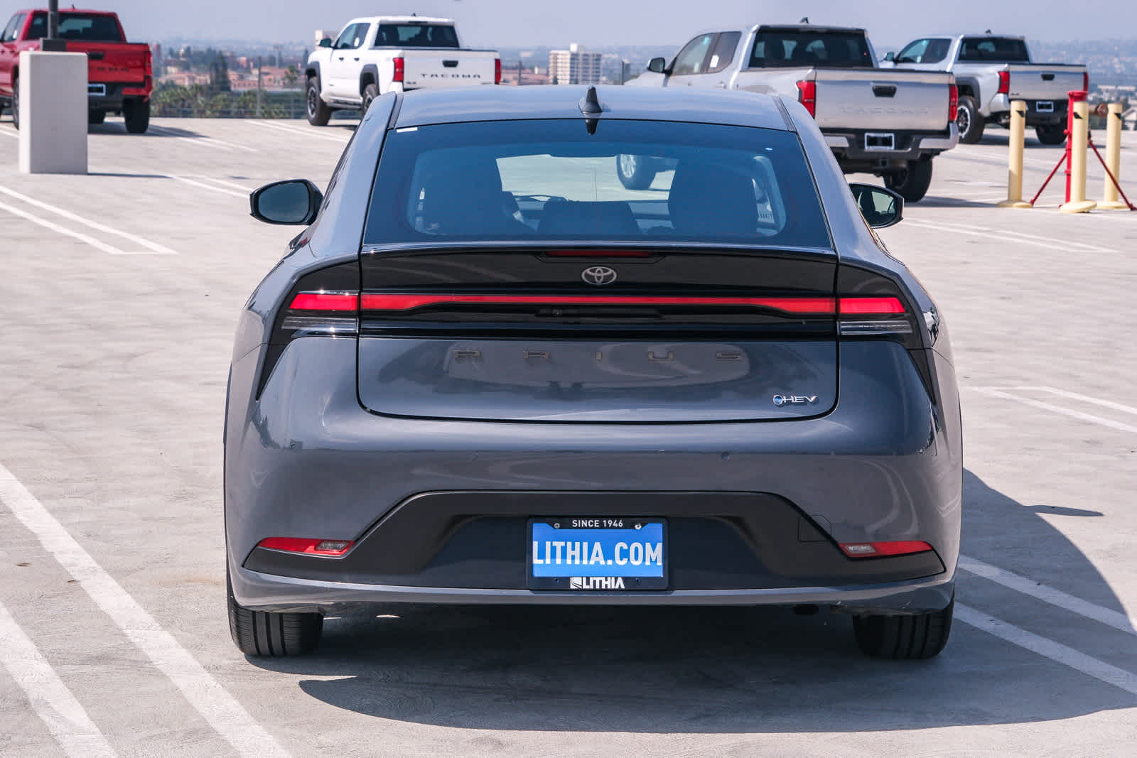 2023 Toyota Prius LE photo 5