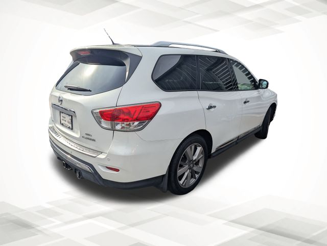 2014 Nissan Pathfinder Platinum photo 3