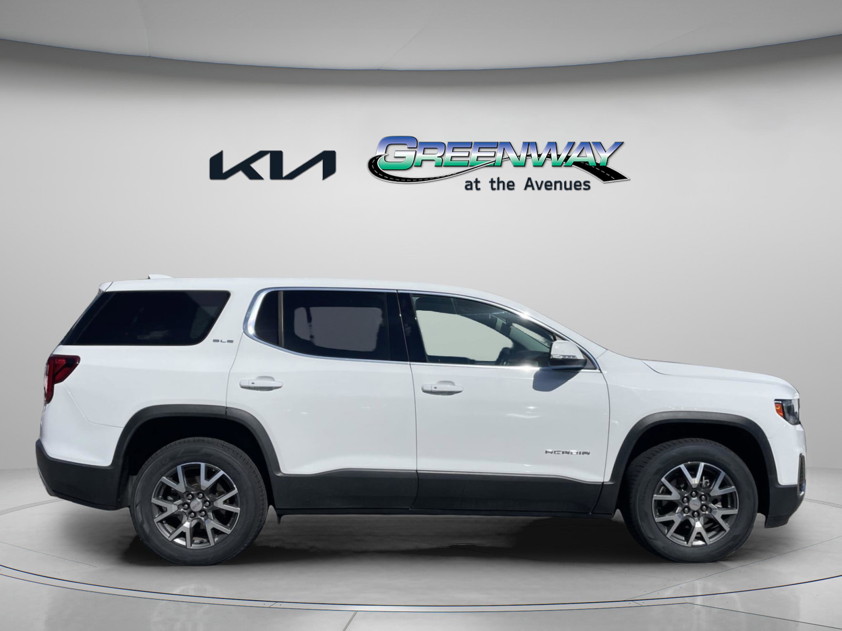 2021 Gmc Acadia SLE photo 4