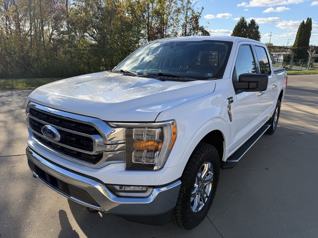 2022 Ford F-150 XLT's photo