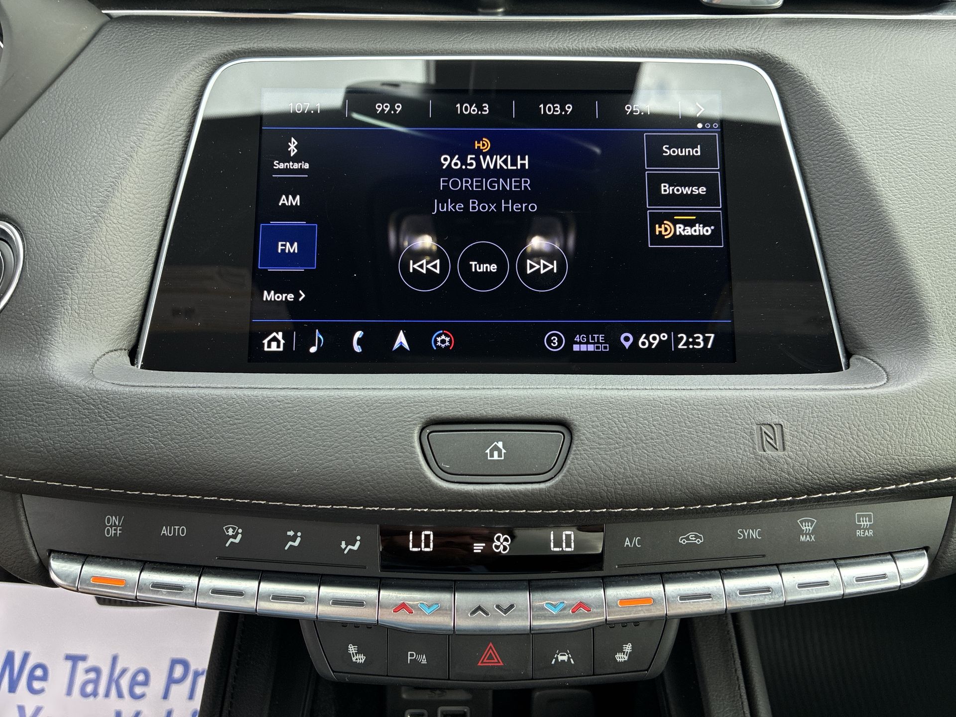 2020 Cadillac XT4 Premium Luxury photo 18