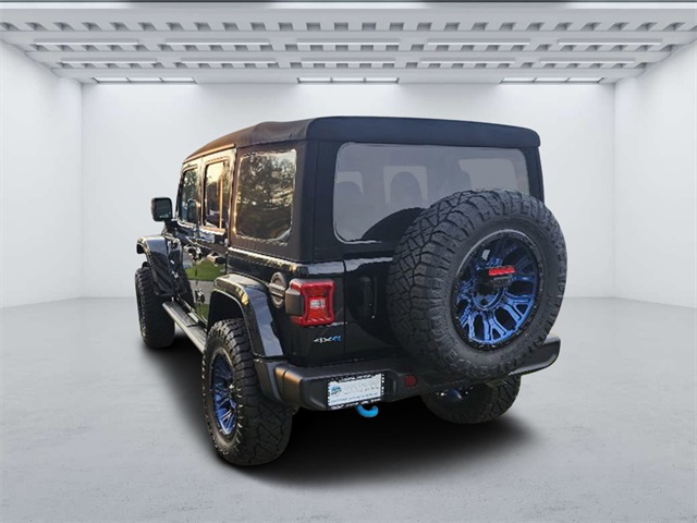 2024 Jeep Wrangler 4xe Sahara photo 2