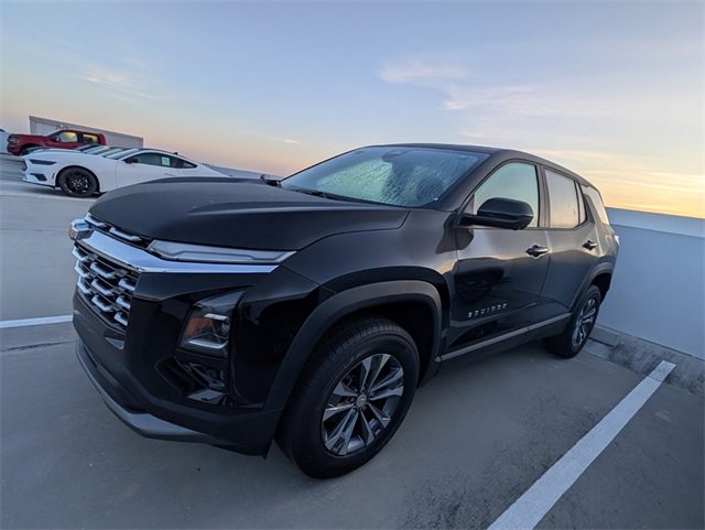 2026 Chevrolet Equinox LT photo 3