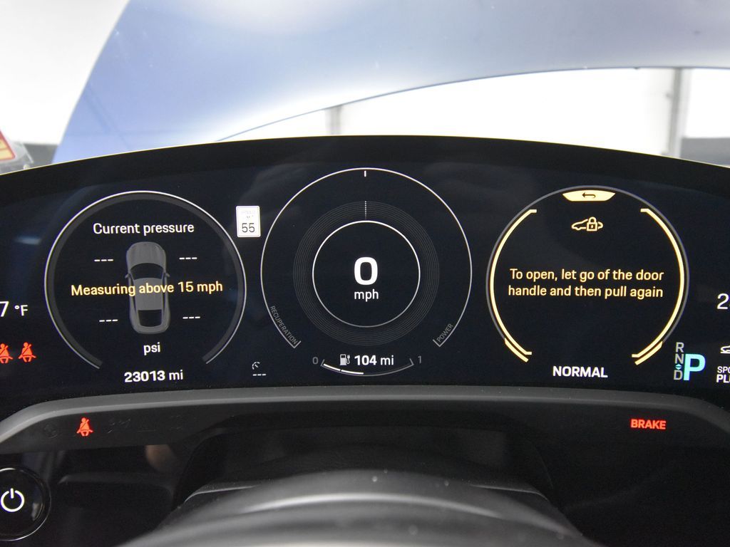 2020 Porsche Taycan Turbo S photo 23