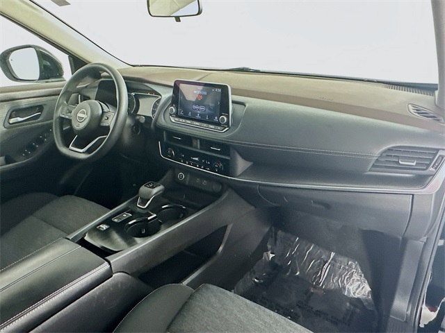 2023 Nissan Rogue SV photo 26