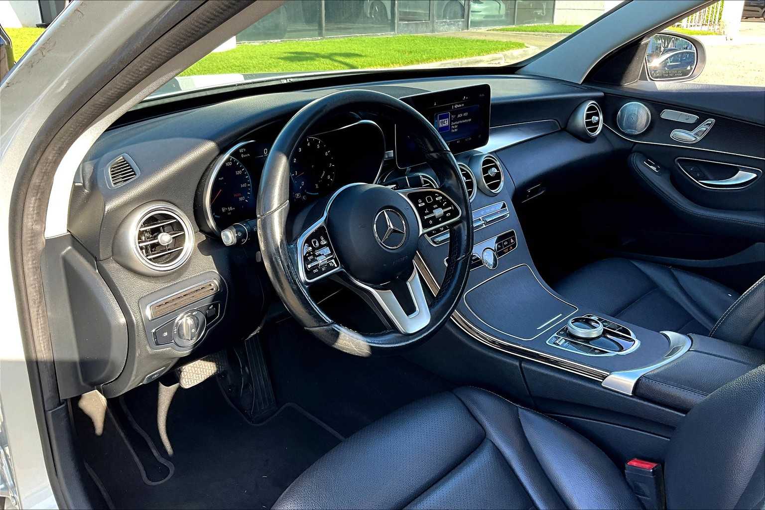 2021 Mercedes Benz C 300 photo 16