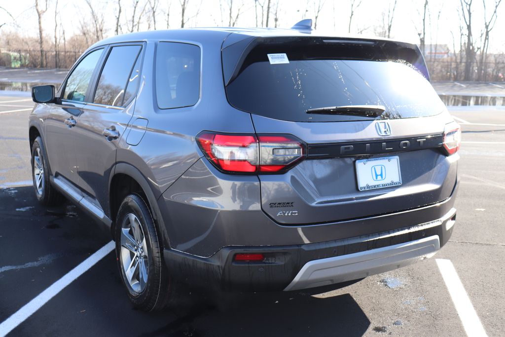 2025 Honda Pilot EX-L photo 2