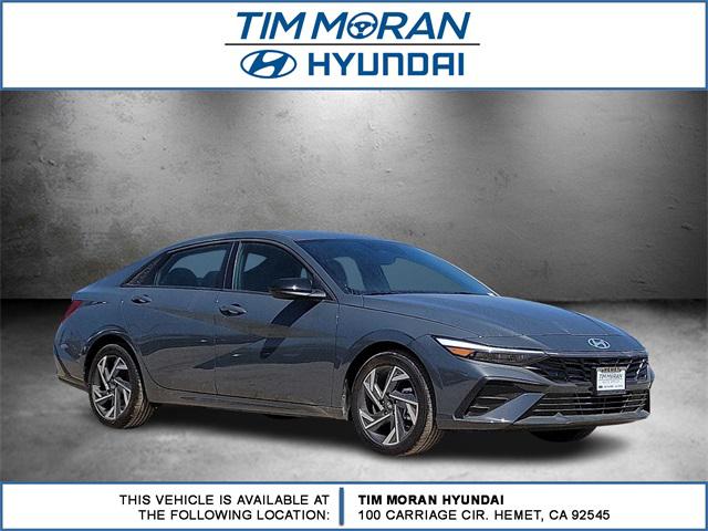 2025 Hyundai Elantra SEL Sport photo 2