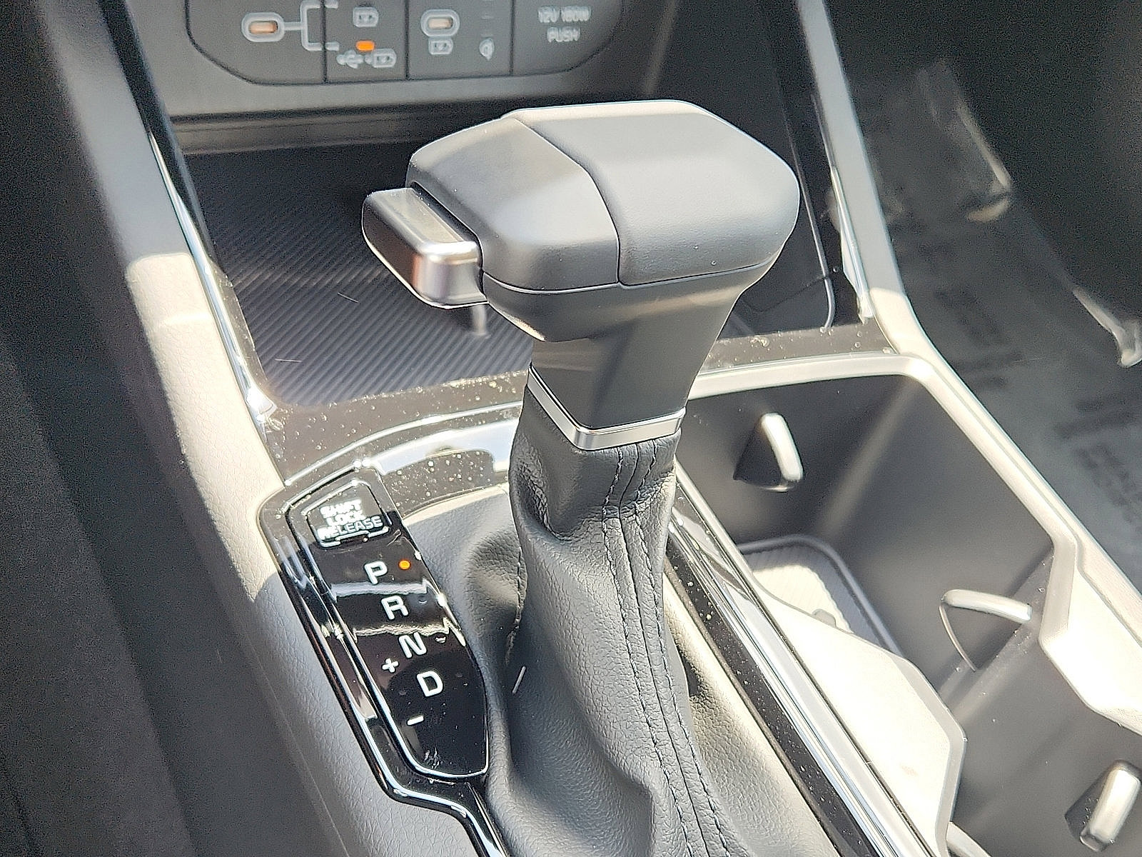 2026 Kia K5 EX photo 8