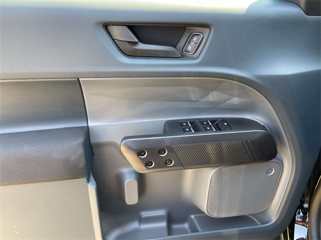 2025 Ford Maverick XL photo 14