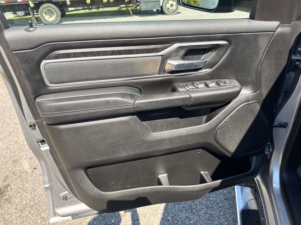2022 Ram 1500 Big Horn photo 17