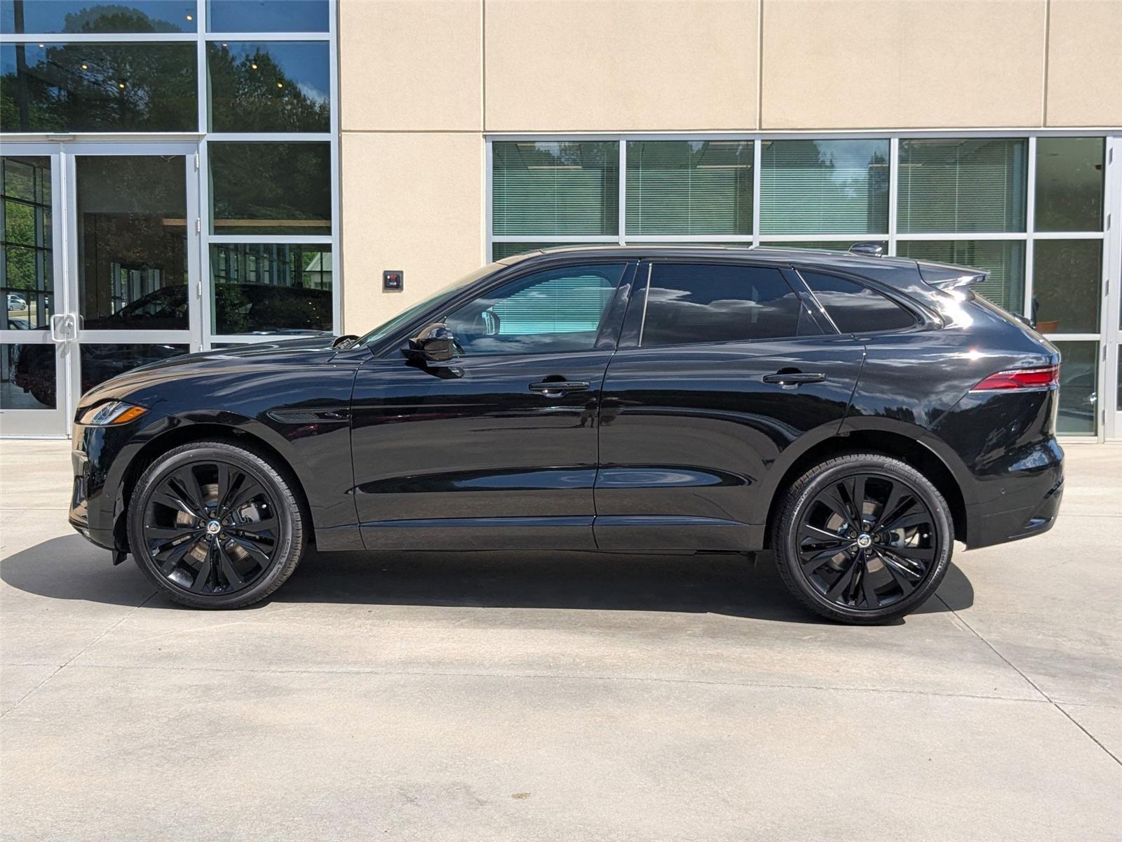 2026 Jaguar F-PACE P250 R-Dynamic S photo 5
