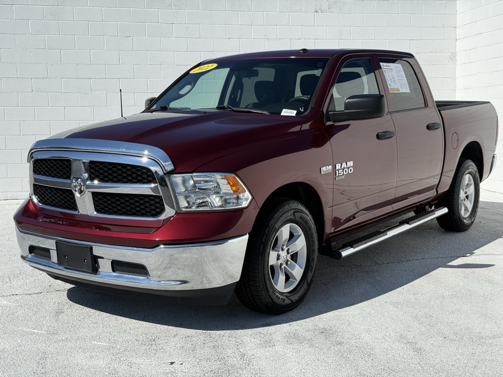 2022 Ram 1500 Classic Tradesman photo 3