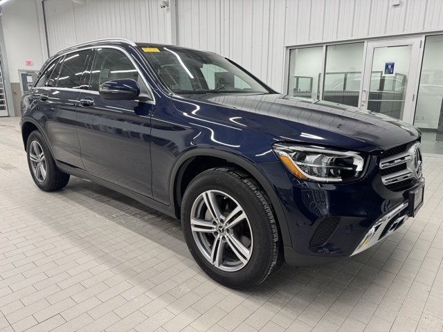 2022 Mercedes-Benz GLC GLC300's photo