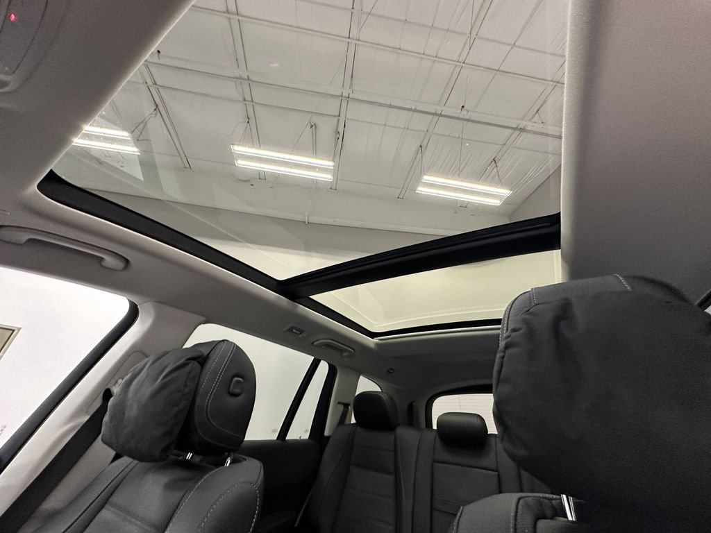 2026 Mercedes Benz GLS 450 4MATIC photo 36