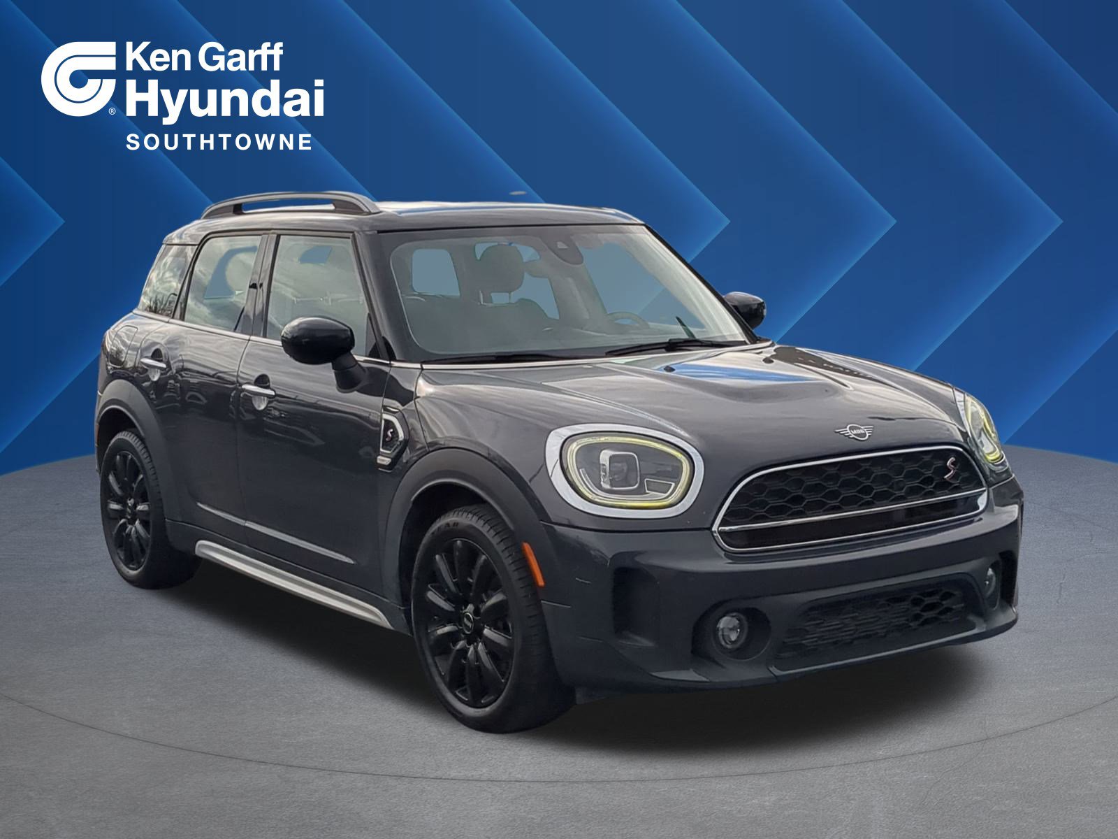 2021 MINI Countryman S's photo
