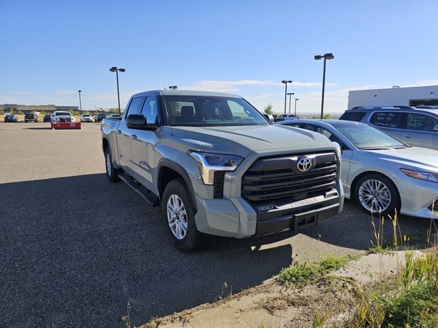2025 Toyota Tundra SR5 photo 3