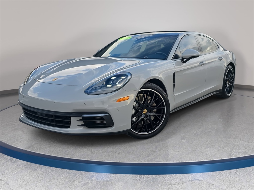 2018 Porsche Panamera 4 E-Hybrid's photo
