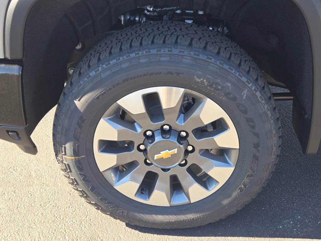 2026 Chevrolet Silverado 2500HD Custom photo 5