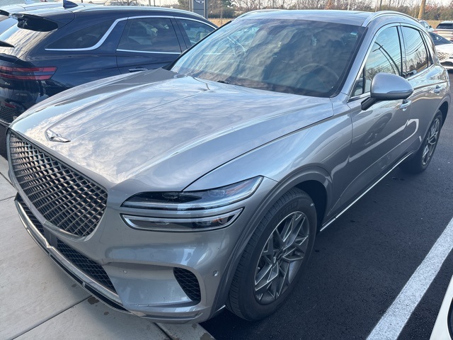 2023 GENESIS GV70 Standard's photo