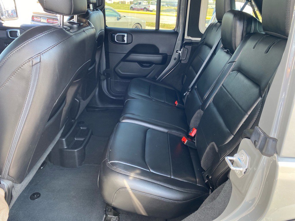 2023 Jeep Wrangler Sahara Altitude photo 20
