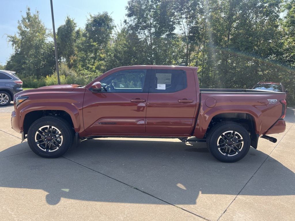 2025 Toyota Tacoma TRD Sport Double Cab photo 2
