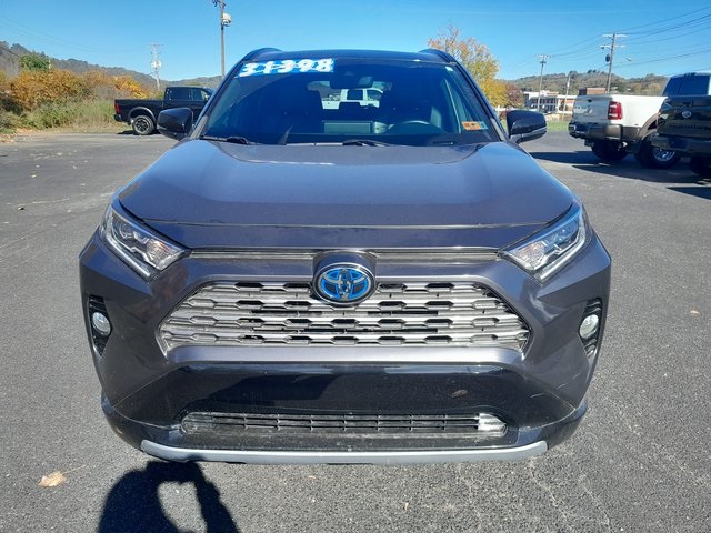 2021 Toyota RAV4 Hybrid XSE photo 2