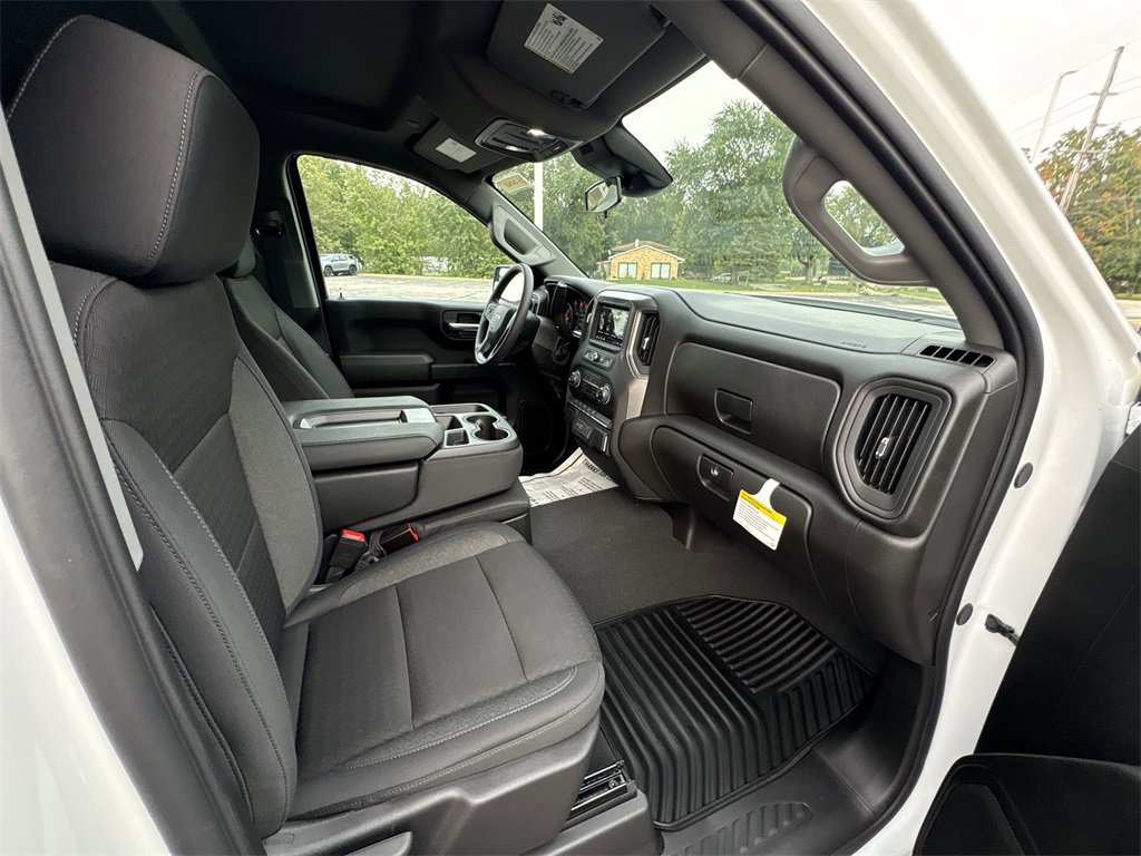 2026 Chevrolet Silverado 1500 Custom photo 23