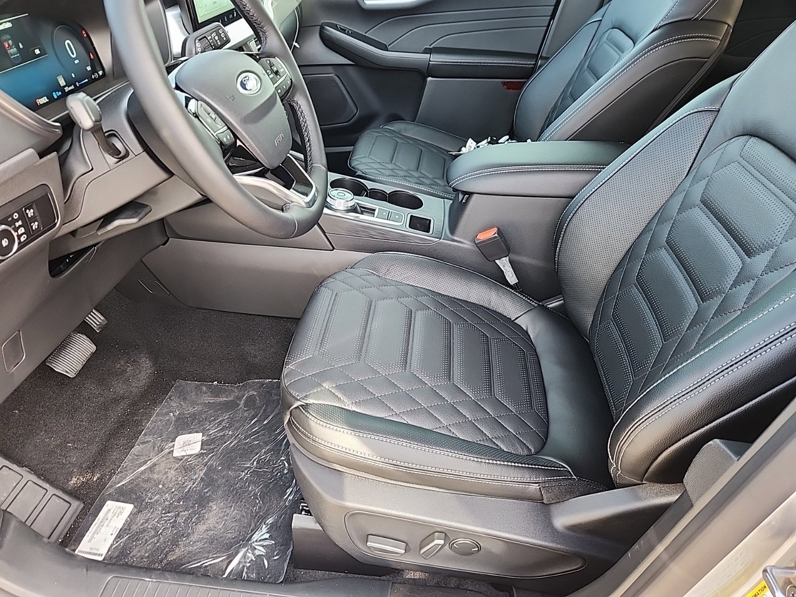 2024 Ford Escape Plug-In Hybrid photo 7