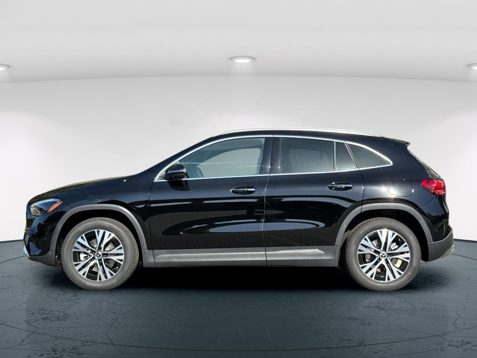 2026 Mercedes Benz GLA 250 4MATIC photo 4