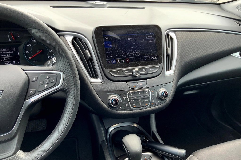 2022 Chevrolet Malibu 1LT photo 6