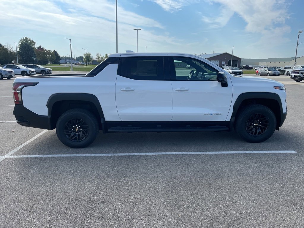 2026 Chevrolet Silverado EV LT photo 2