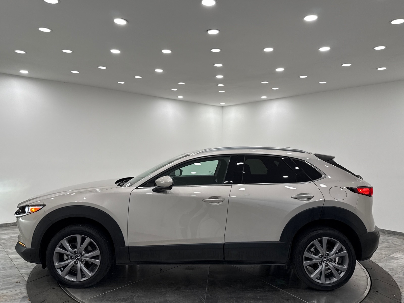 2024 Mazda CX-30 2.5 S Premium photo 4