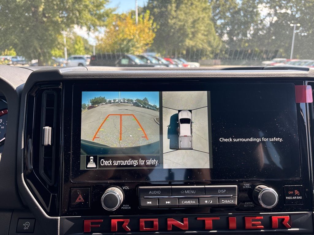 2025 Nissan Frontier Crew Cab PRO-4X photo 7