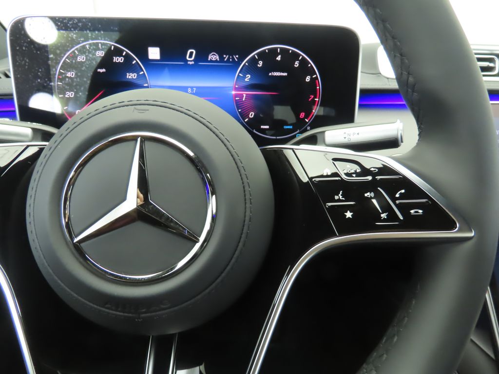 2025 Mercedes Benz S 580 4MATIC photo 12