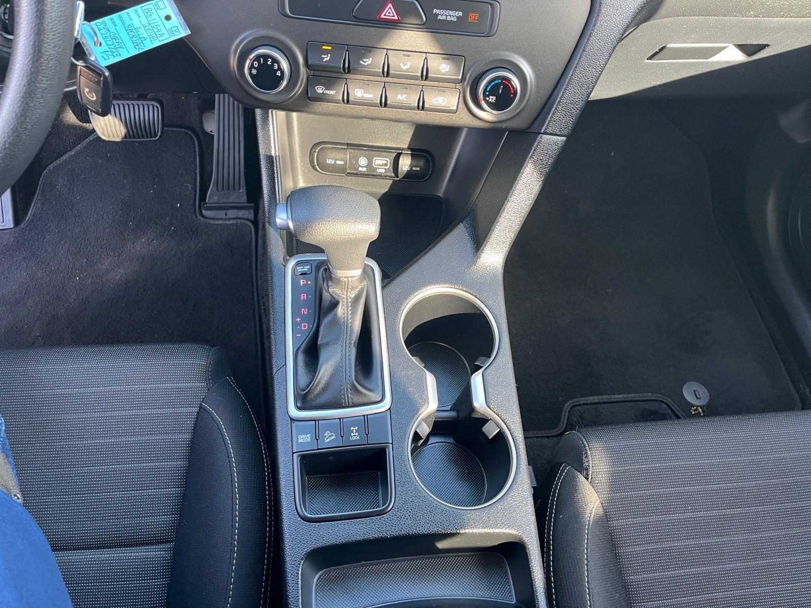 2018 Kia Sportage LX photo 17