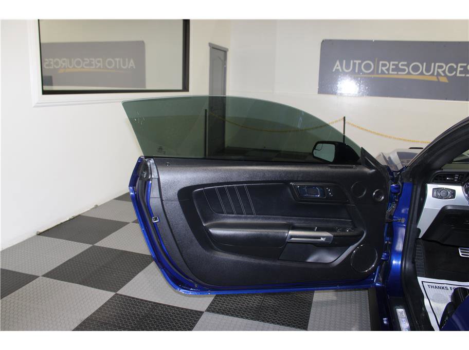 2015 Ford Mustang GT photo 10